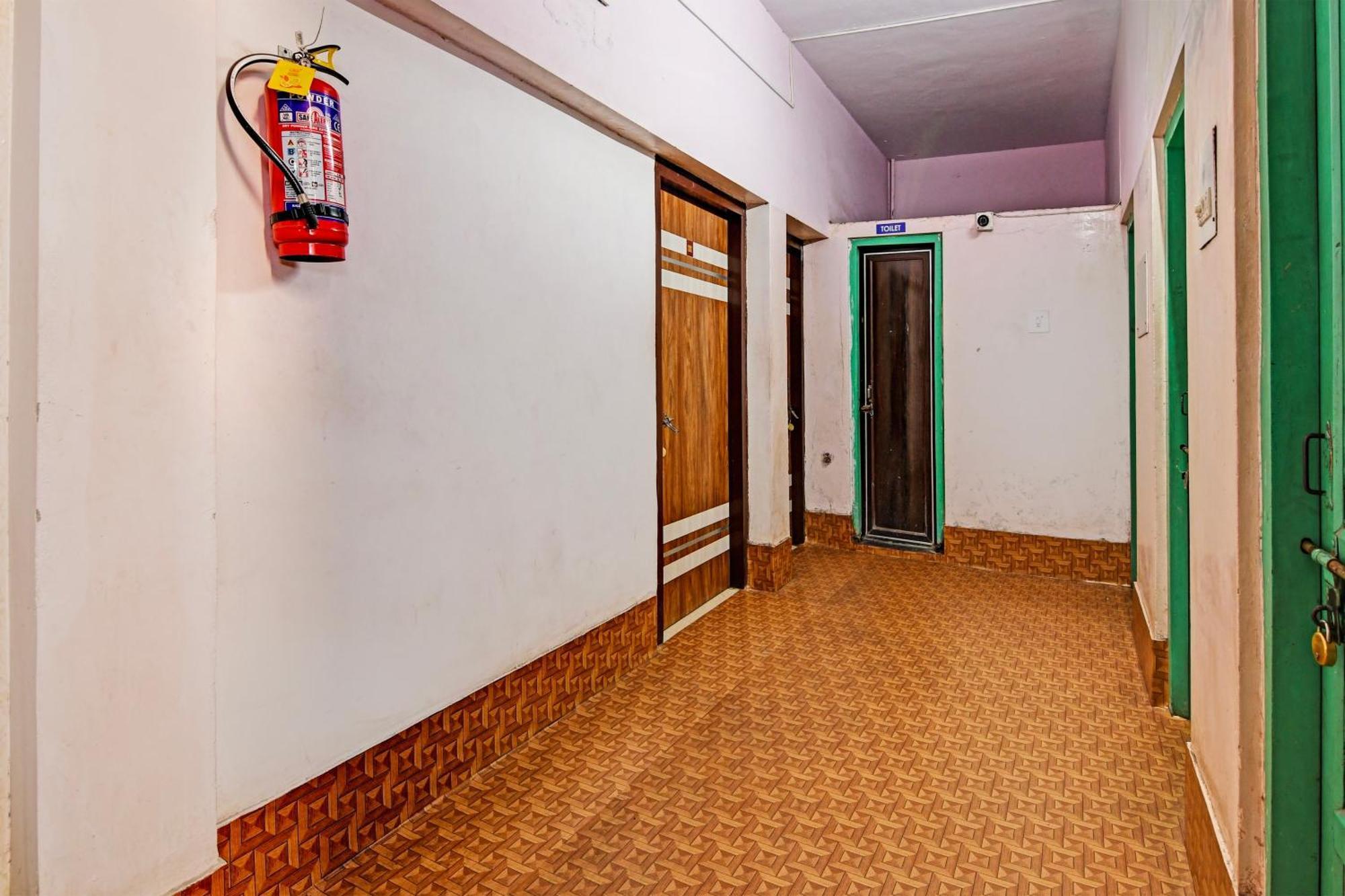Hotel O Mahalaxmi Lodge Urali Exterior photo